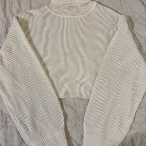 H&M Off-White Ribbed Turtleneck Sweater